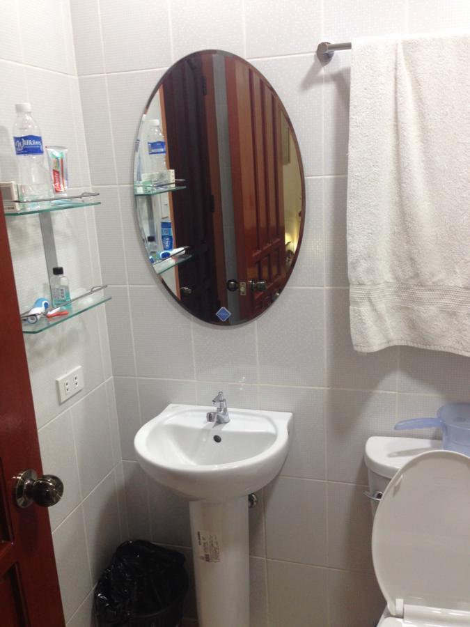 Makati Suites At Travelers Inn Makati City Zewnętrze zdjęcie