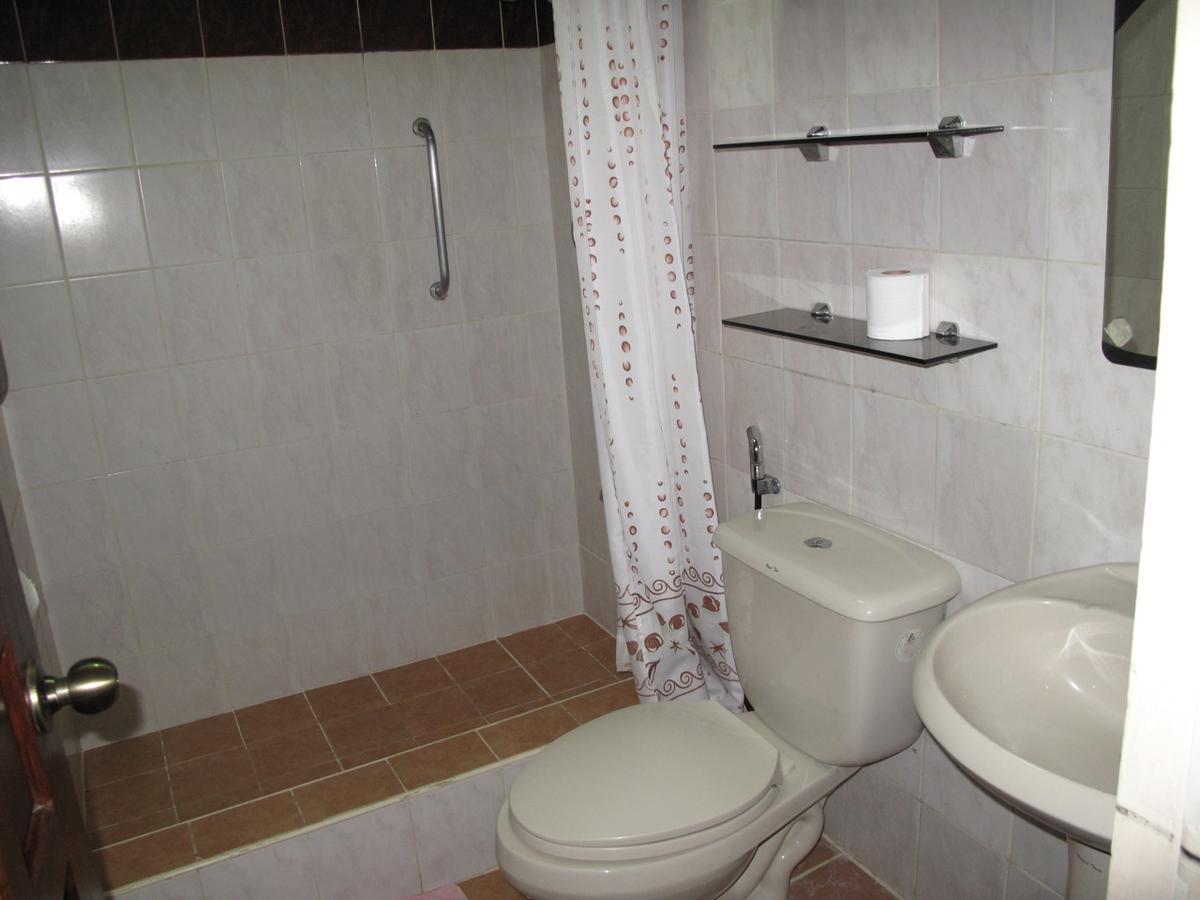 Makati Suites At Travelers Inn Makati City Zewnętrze zdjęcie