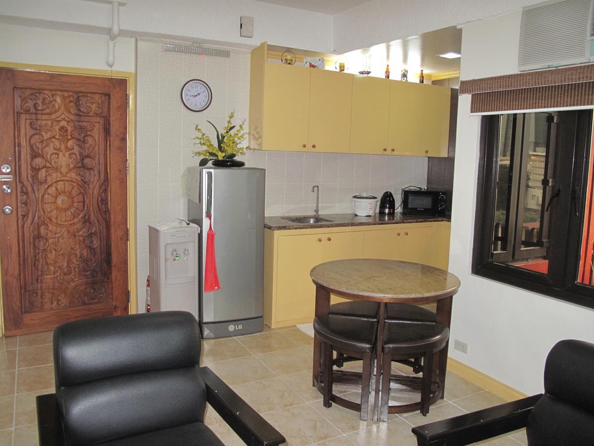 Makati Suites At Travelers Inn Makati City Zewnętrze zdjęcie